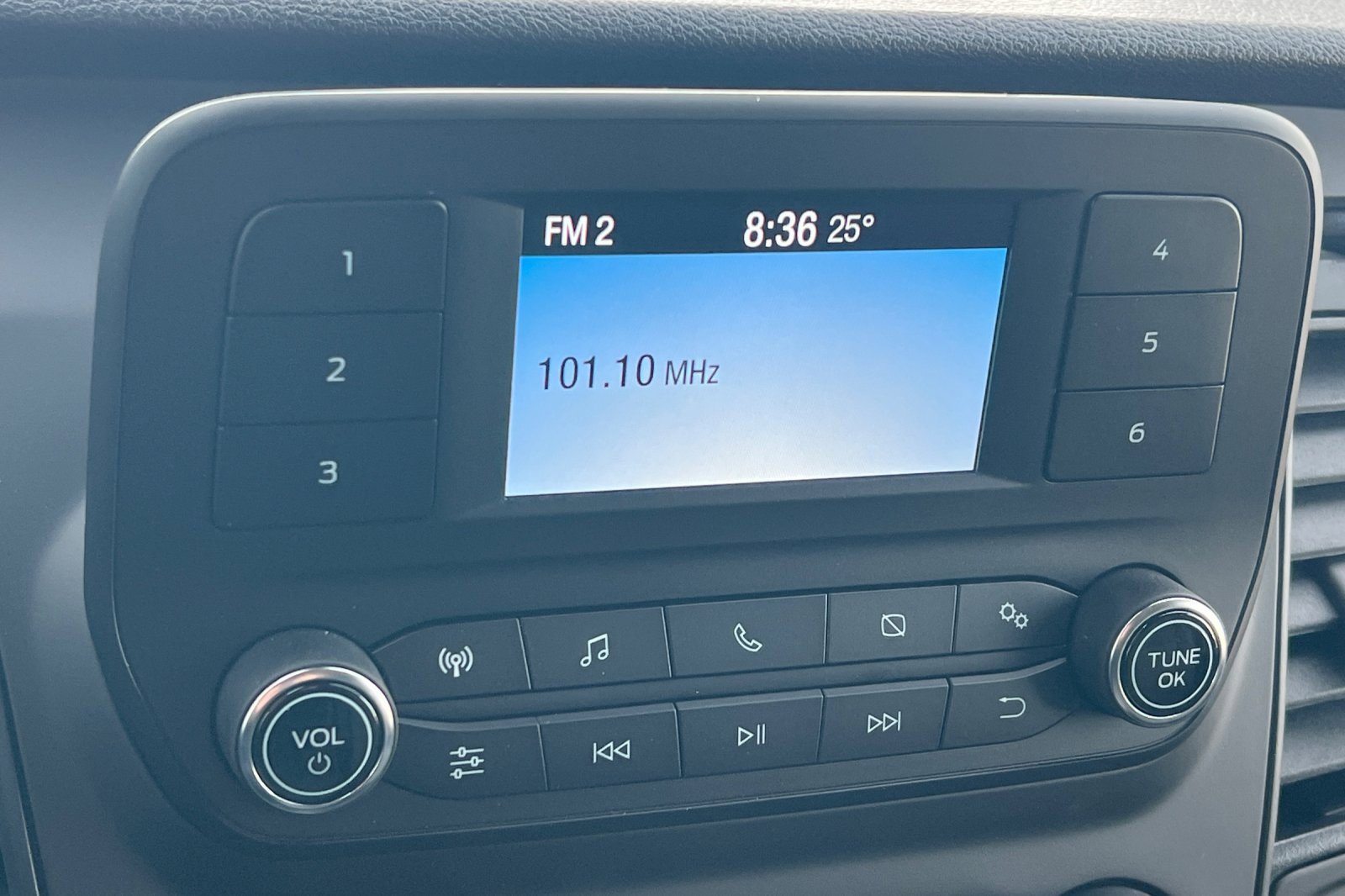 New 2025 Ford Transit 250 Low Roof AWD image 17