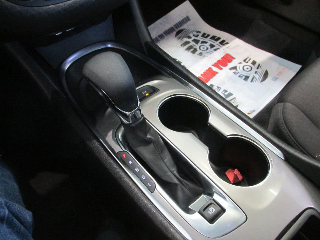 Used 2024 Chevrolet Malibu LT image 23