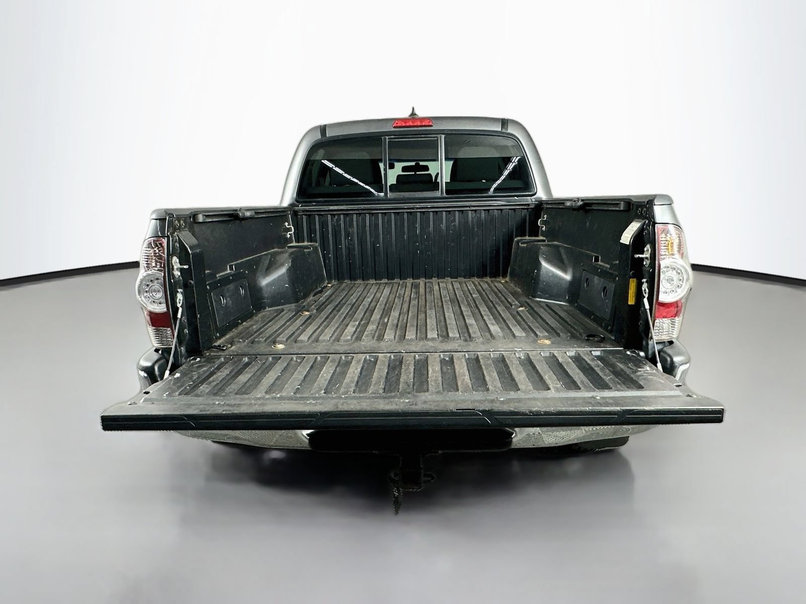 Used 2014 Toyota Tacoma PreRunner w/ SR5 Package RWD image 24