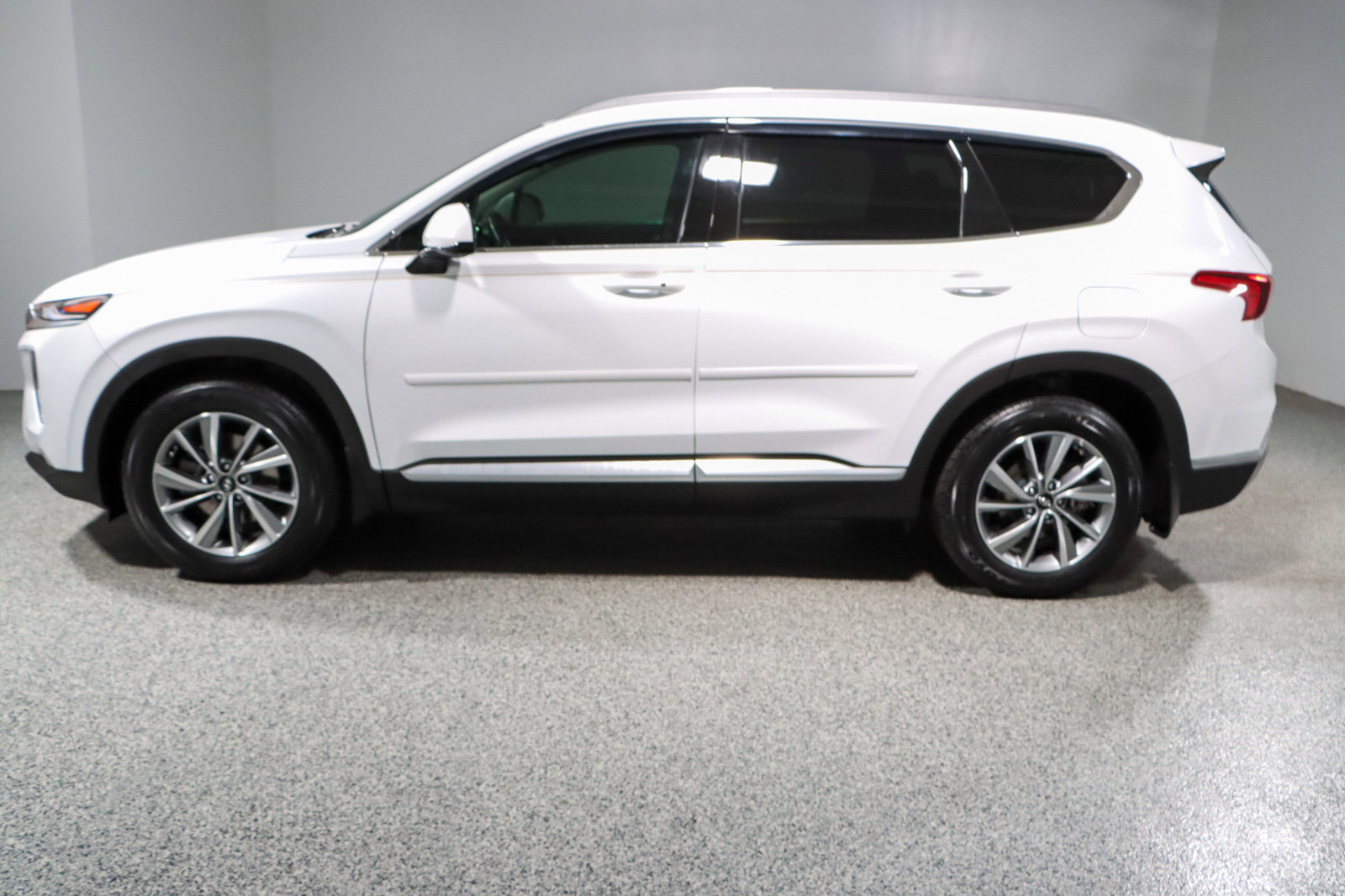 Used 2020 Hyundai Santa Fe SEL w/ Convenience Package image 10