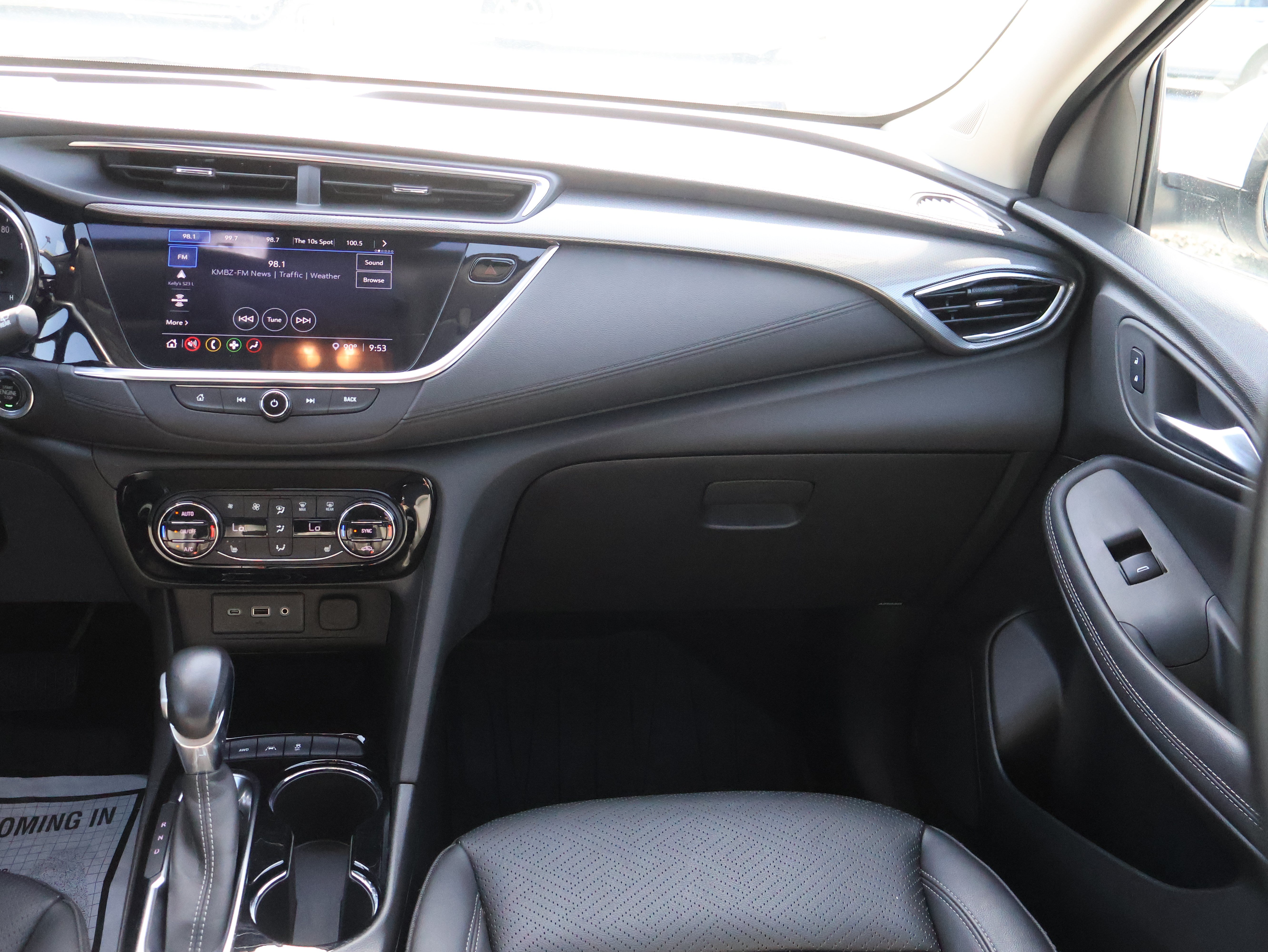 Used 2023 Buick Encore GX Essence w/ Experience Buick Package AWD/4WD image 14