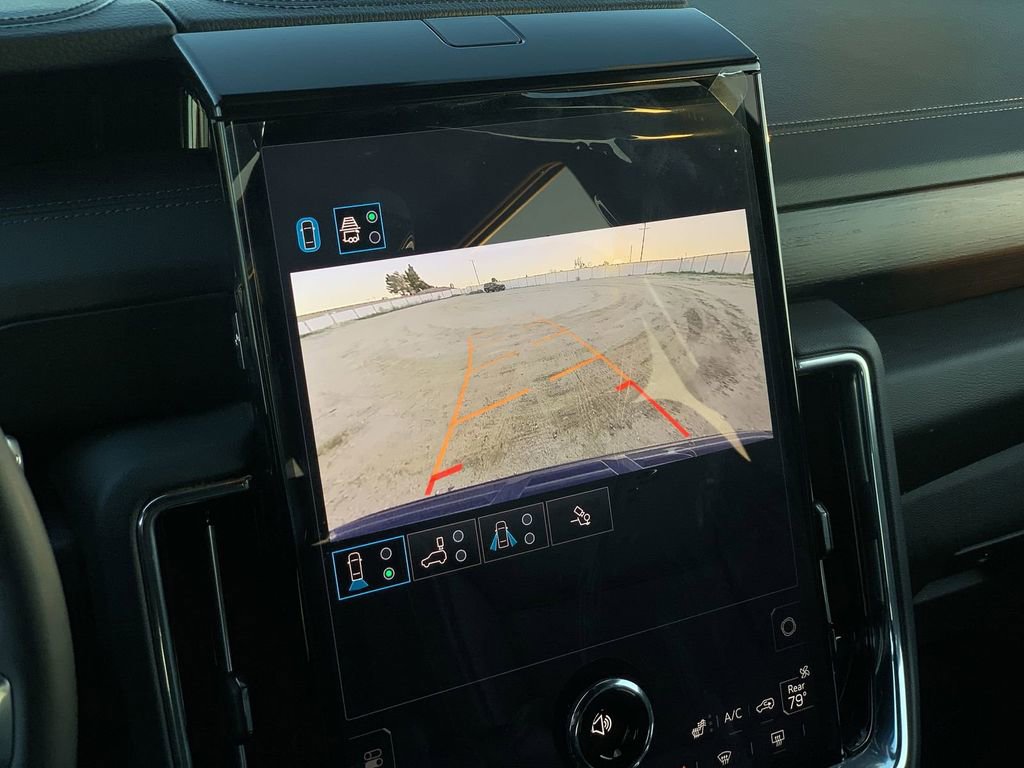 Certified 2025 GMC Yukon Denali image 12