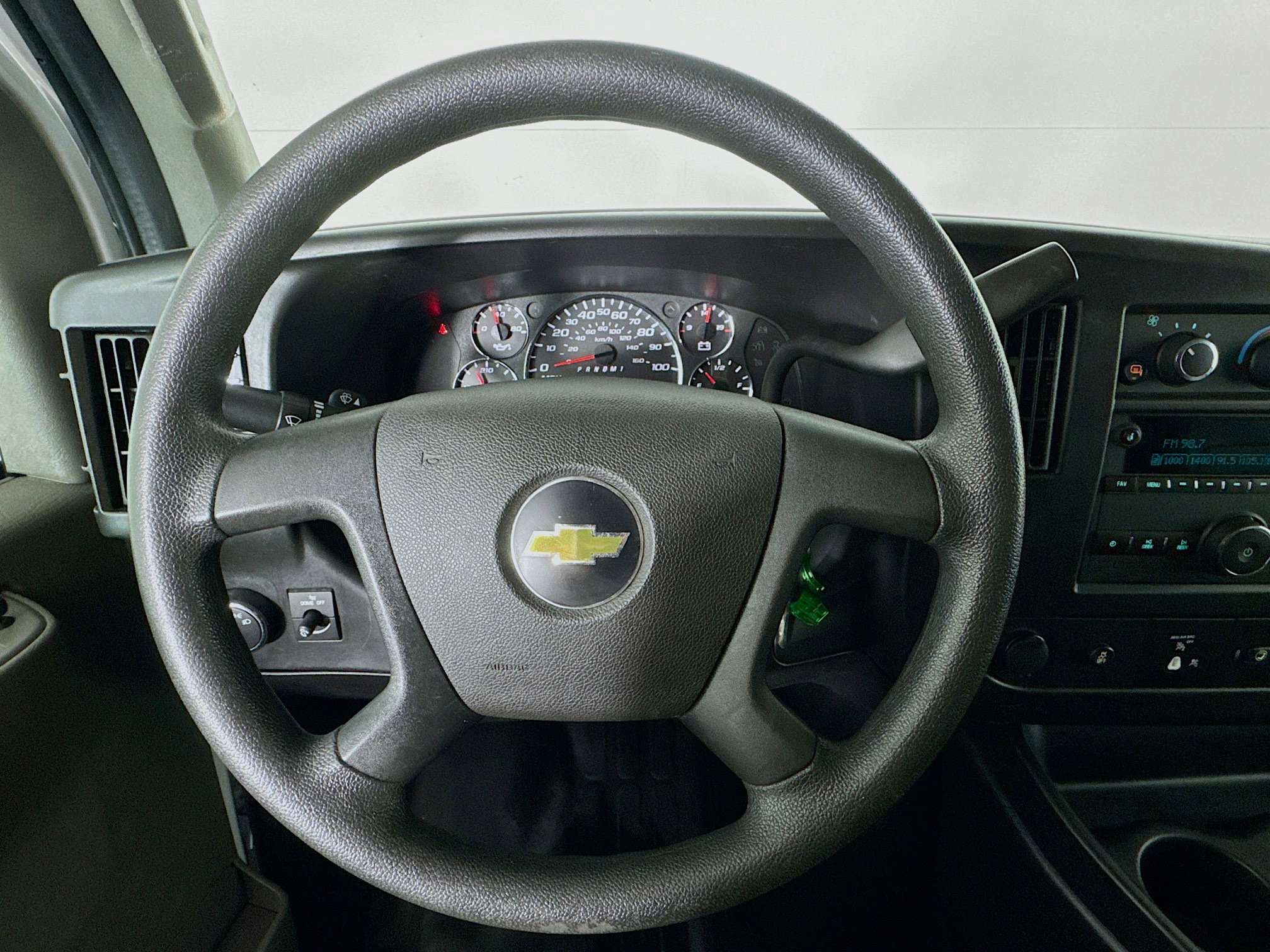 Used 2022 Chevrolet Express 2500 Work Van image 11