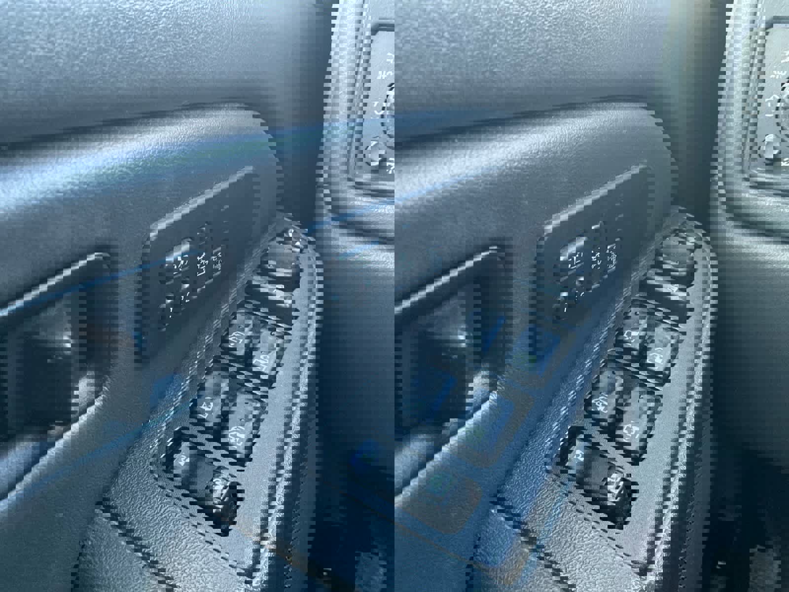 Used 2006 GMC Sierra 1500 SLT w/ Onstar Plus Package image 20