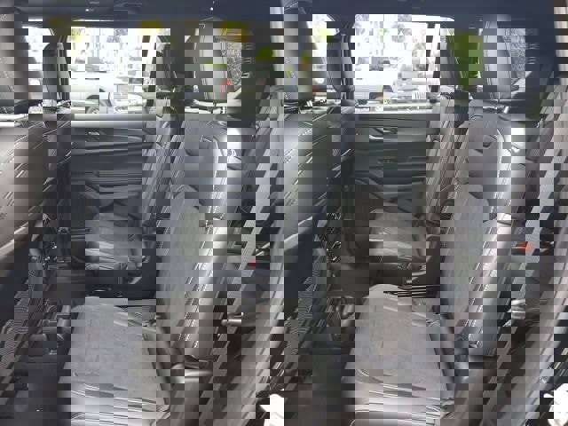 New 2025 Jeep Grand Cherokee L Altitude image 8