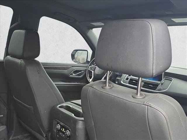 Used 2022 Chevrolet Suburban Z71 w/ Luxury Package image 21