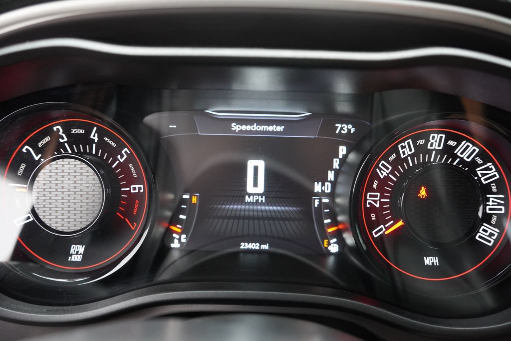 Certified 2022 Dodge Challenger SXT w/ Driver Convenience Group RWD image 29