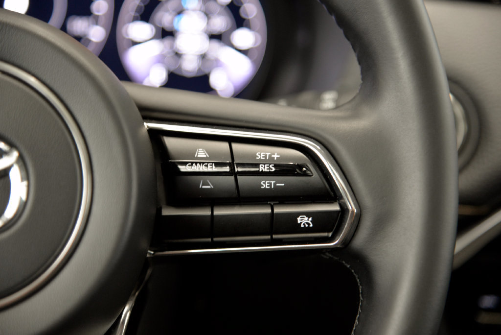 Certified 2024 MAZDA CX-90 Plug-In Hybrid w/ Premium Pkg AWD/4WD image 23