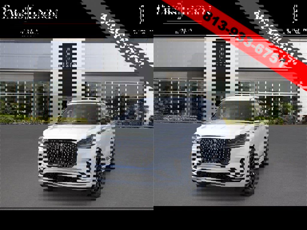 New 2025 Lincoln Aviator Black Label image 2