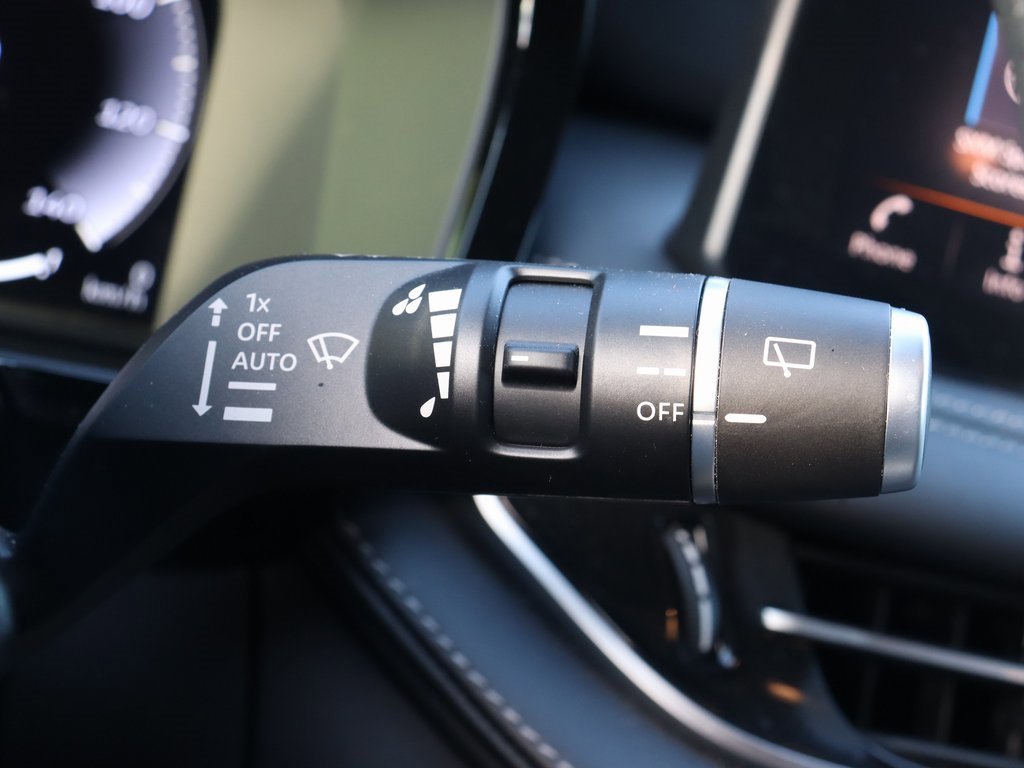 Certified 2025 INFINITI QX60 Luxe image 41