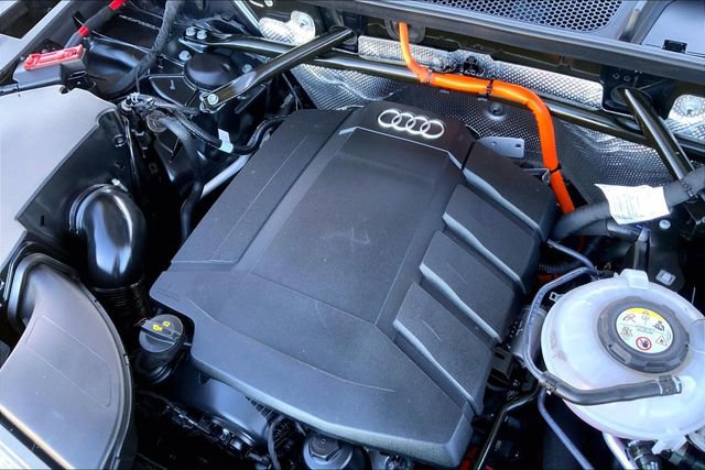 Used 2021 Audi Q5 e Premium Plus w/ Premium Plus Package image 33