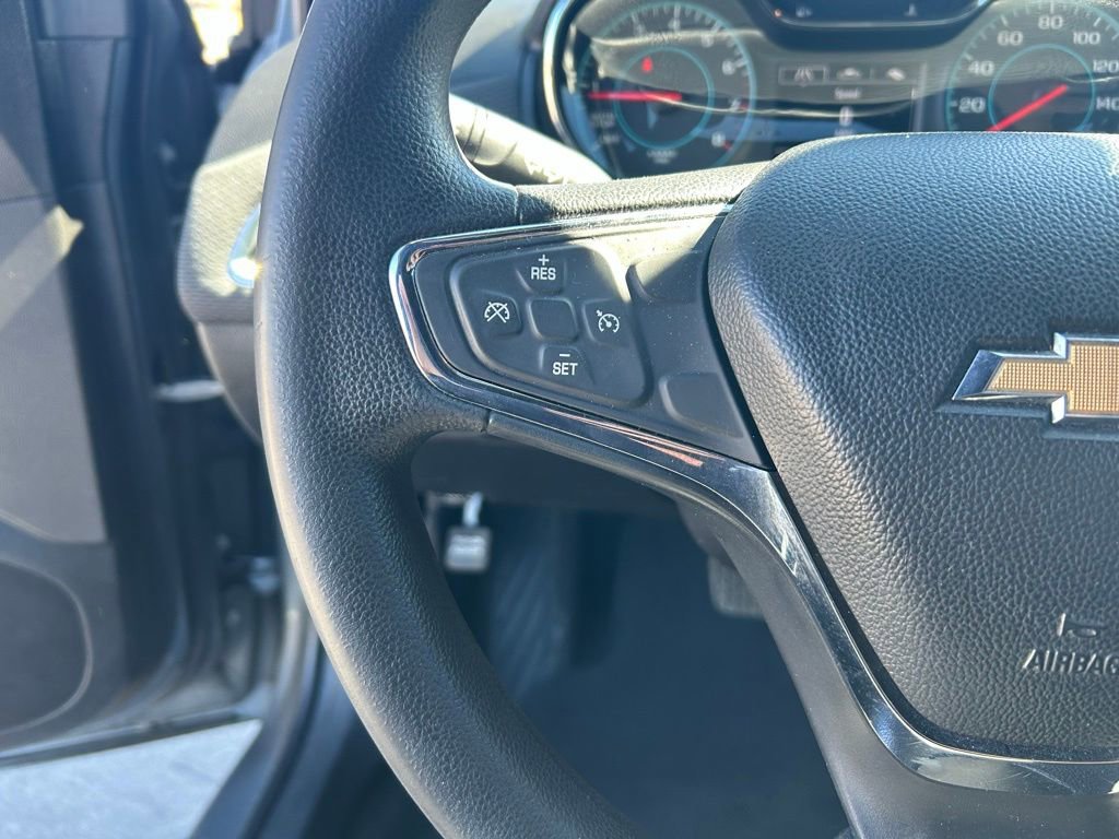 Used 2018 Chevrolet Cruze LT w/ Convenience Package image 14