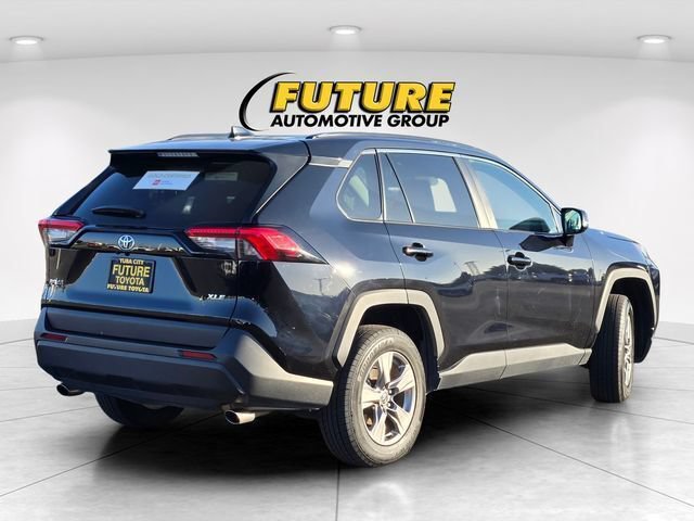 Certified 2025 Toyota RAV4 XLE FWD image 5