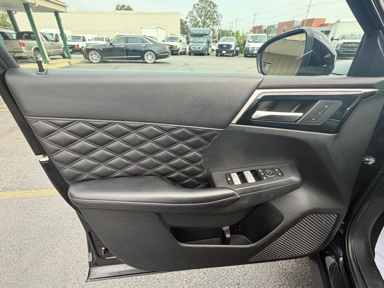 Used 2022 Mitsubishi Outlander SEL AWD/4WD image 14