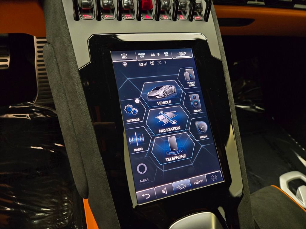 Used 2023 Lamborghini Huracan Tecnica image 38