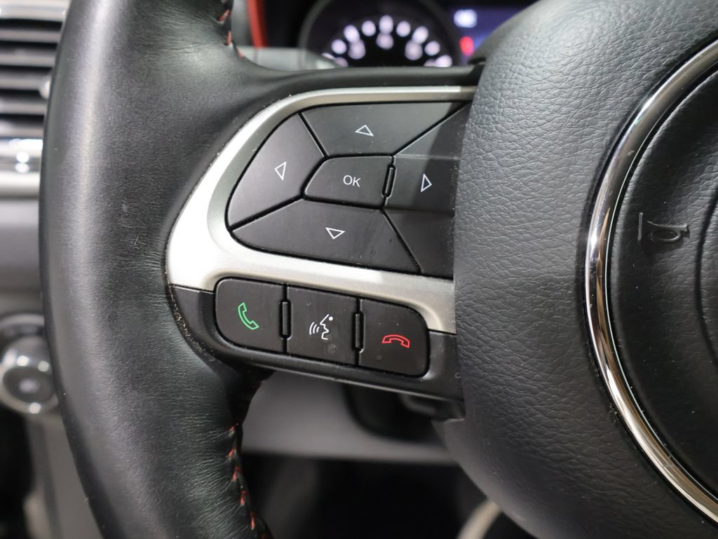 Used 2017 Jeep Compass Trailhawk w/ Leather Interior Group AWD/4WD image 36