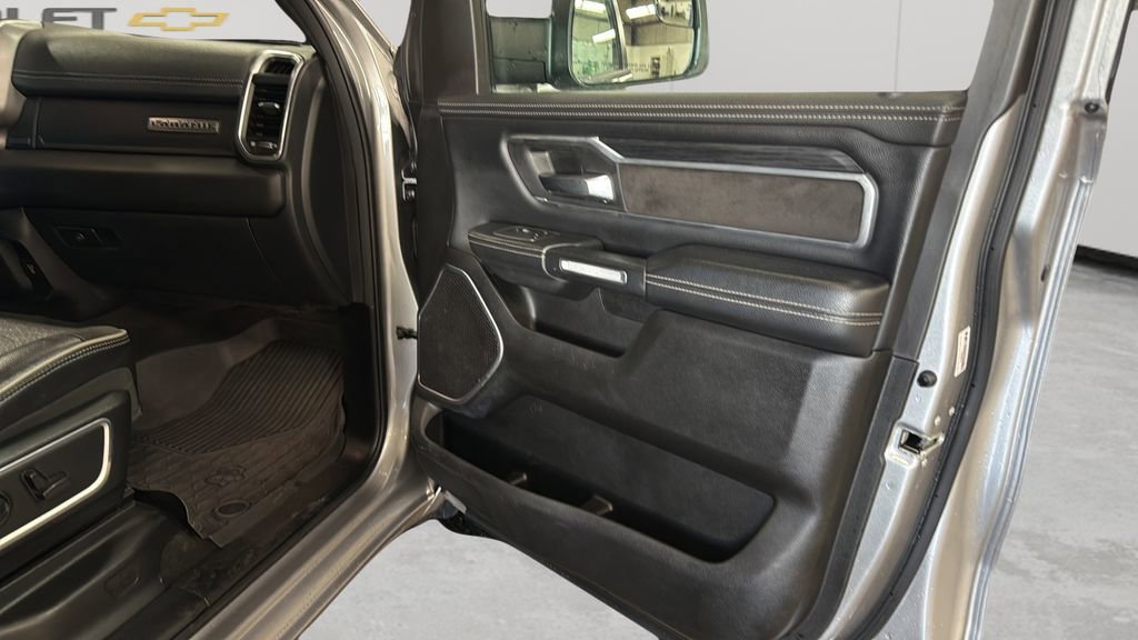 Used 2023 RAM 1500 Laramie AWD/4WD image 49