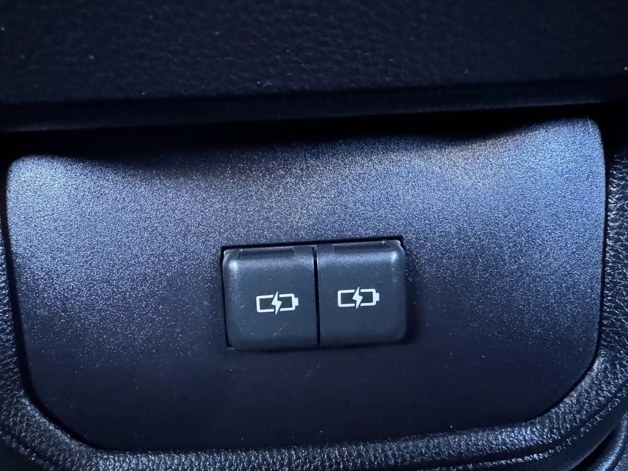 Used 2024 Toyota Highlander XLE image 34