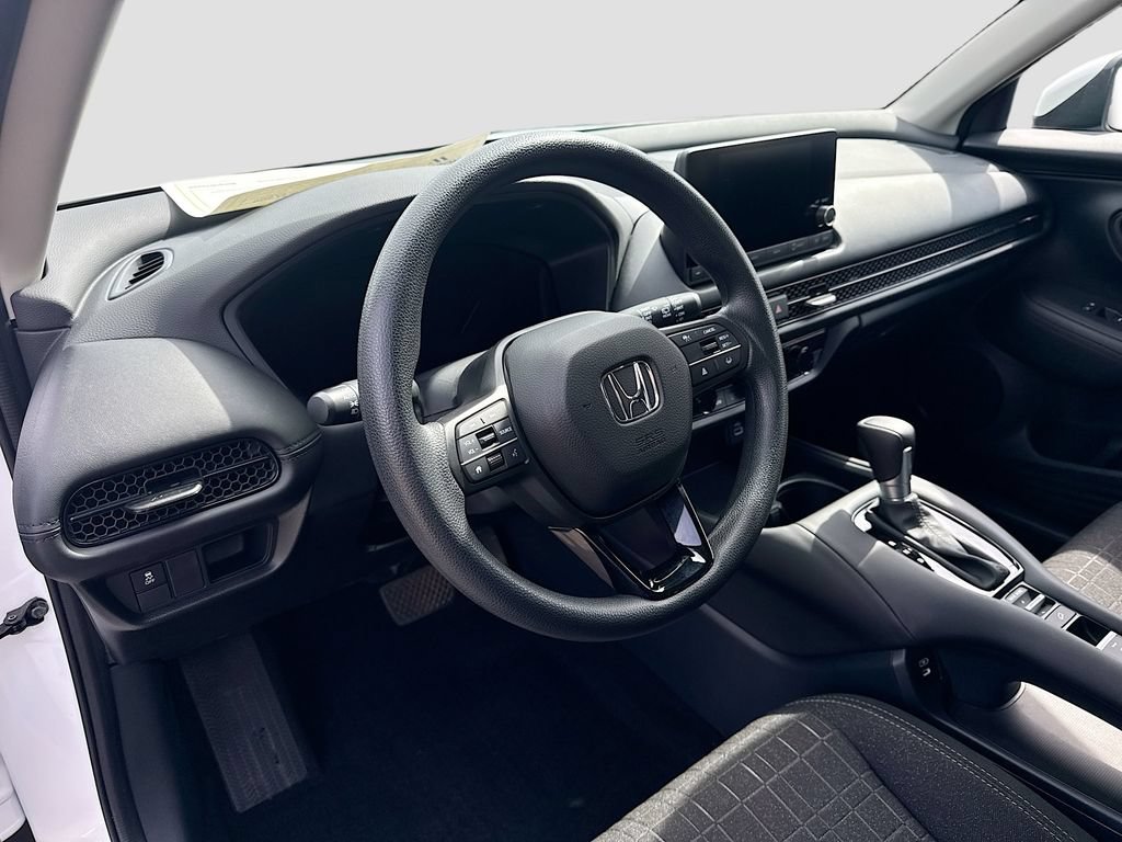 Used 2024 Honda HR-V LX image 5