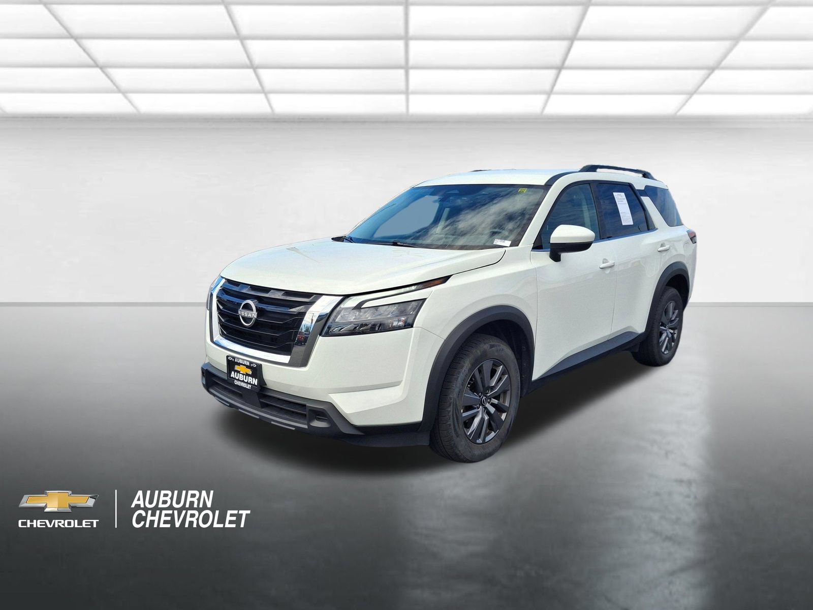 Used 2024 Nissan Pathfinder SV AWD/4WD image 7