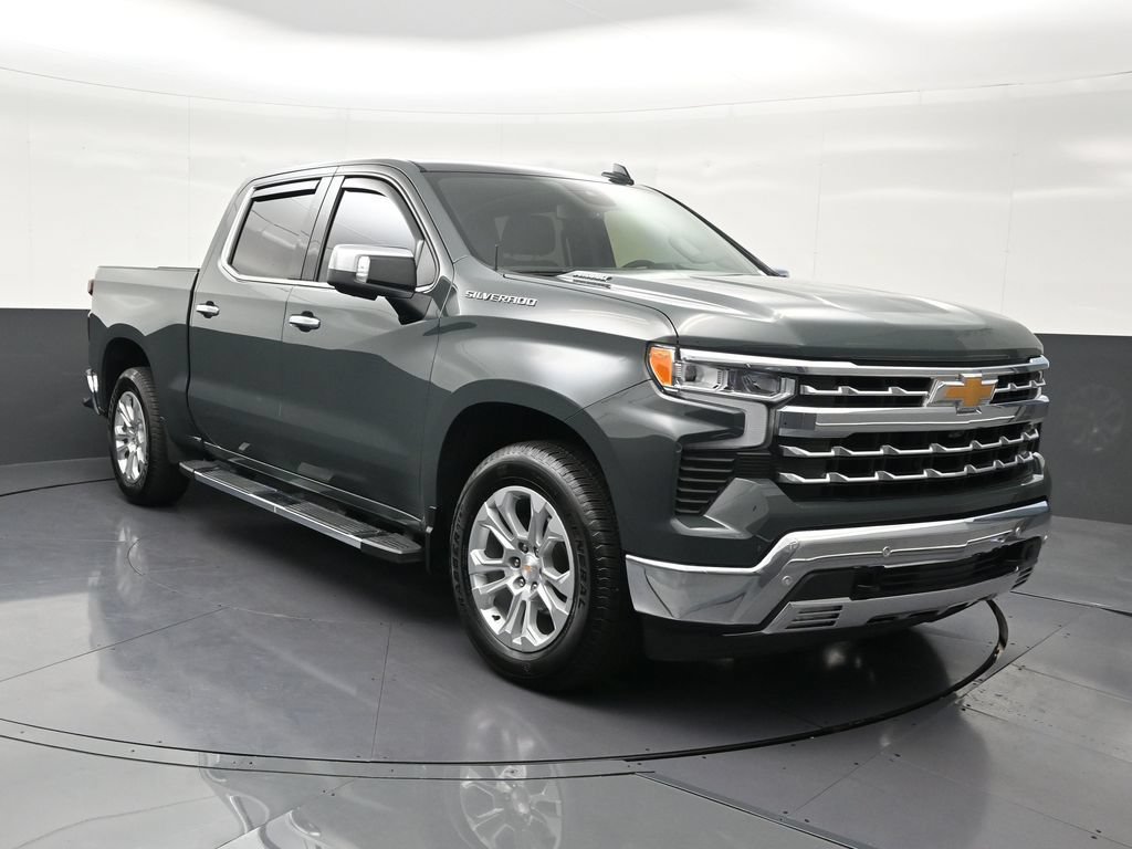 Used 2025 Chevrolet Silverado 1500 LTZ RWD image 7
