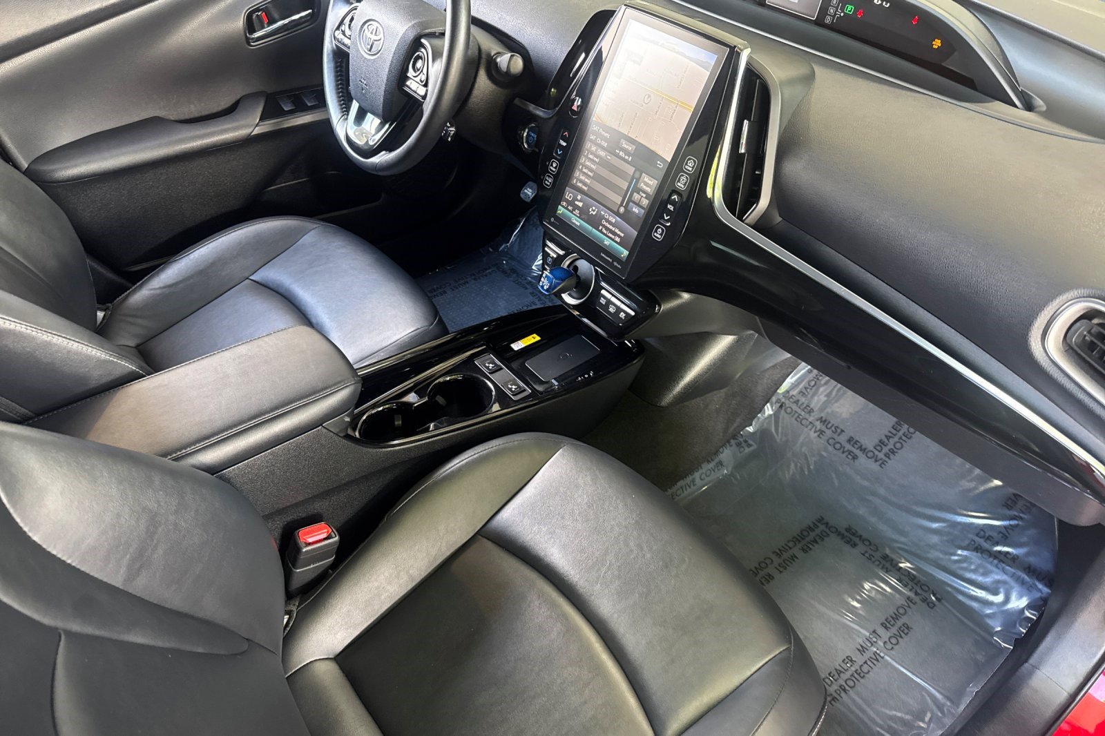Used 2020 Toyota Prius Prime XLE w/ Protection Package FWD image 33