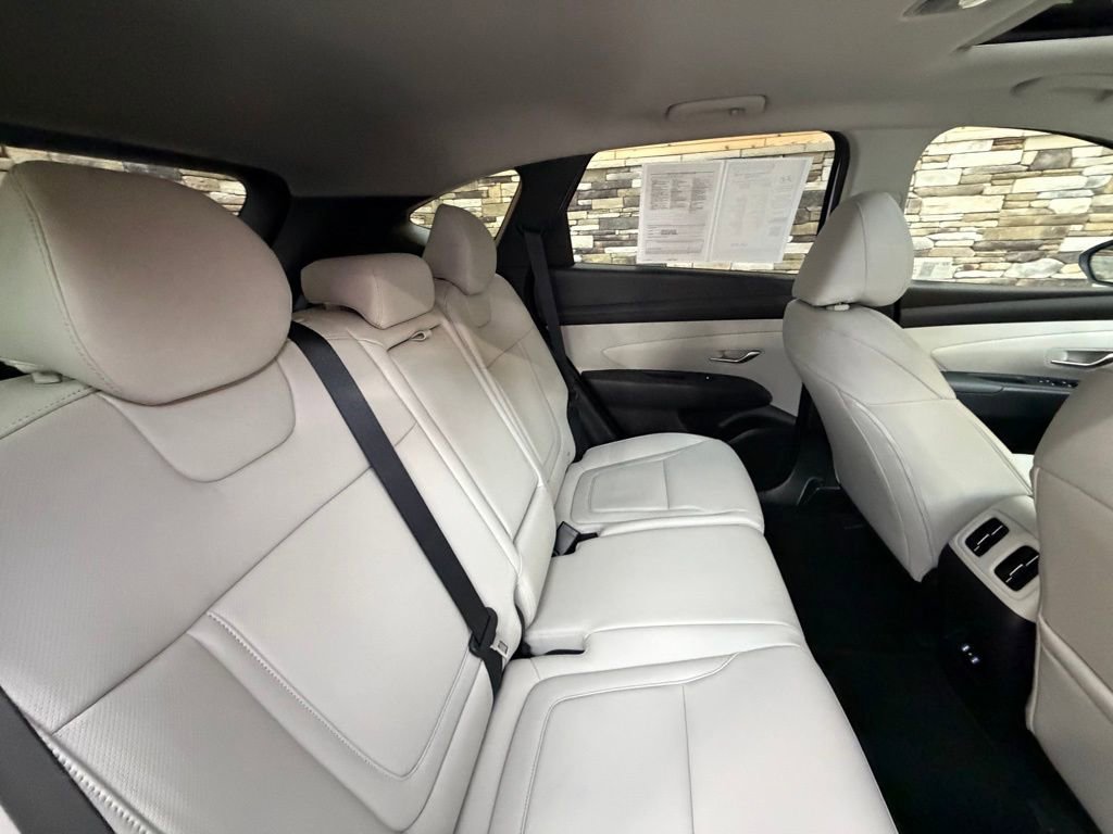 Used 2025 Hyundai Tucson SEL image 32