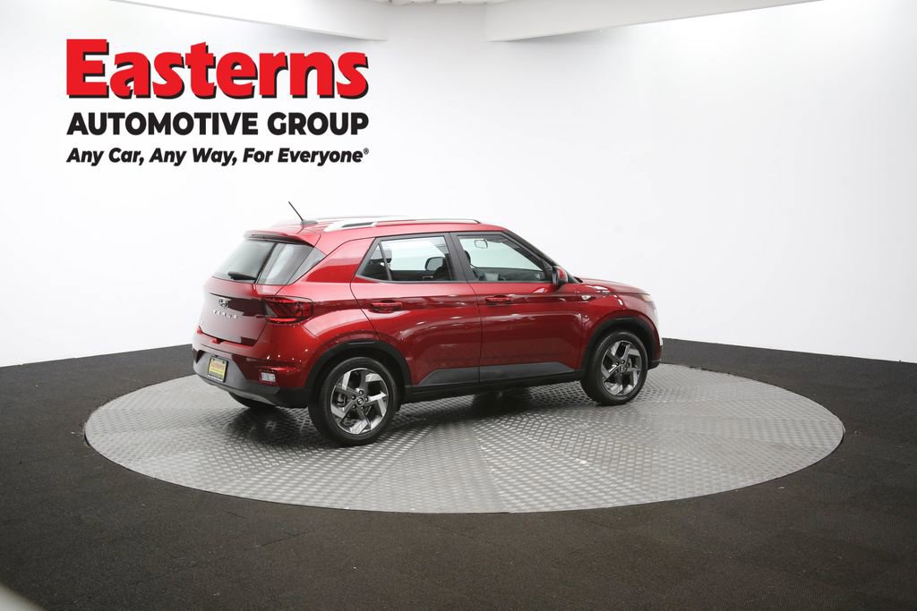 Used 2024 Hyundai Venue SEL image 42