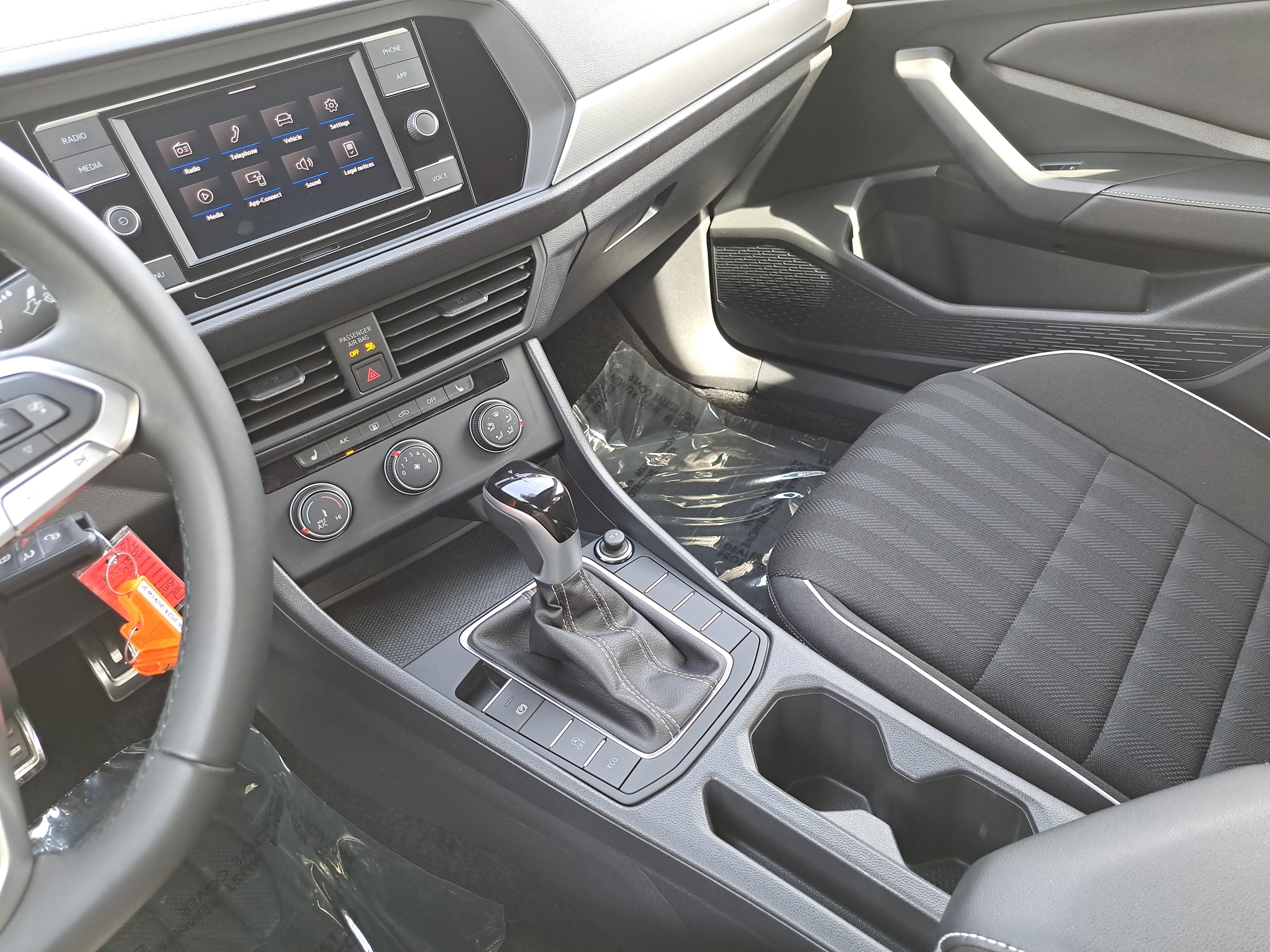 Certified 2024 Volkswagen Jetta Sport image 24