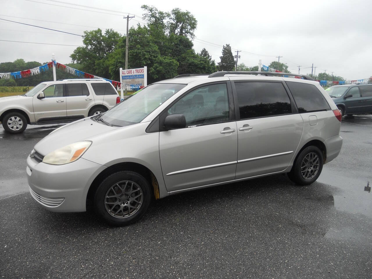 Used 2005 Toyota Sienna LE FWD image 2