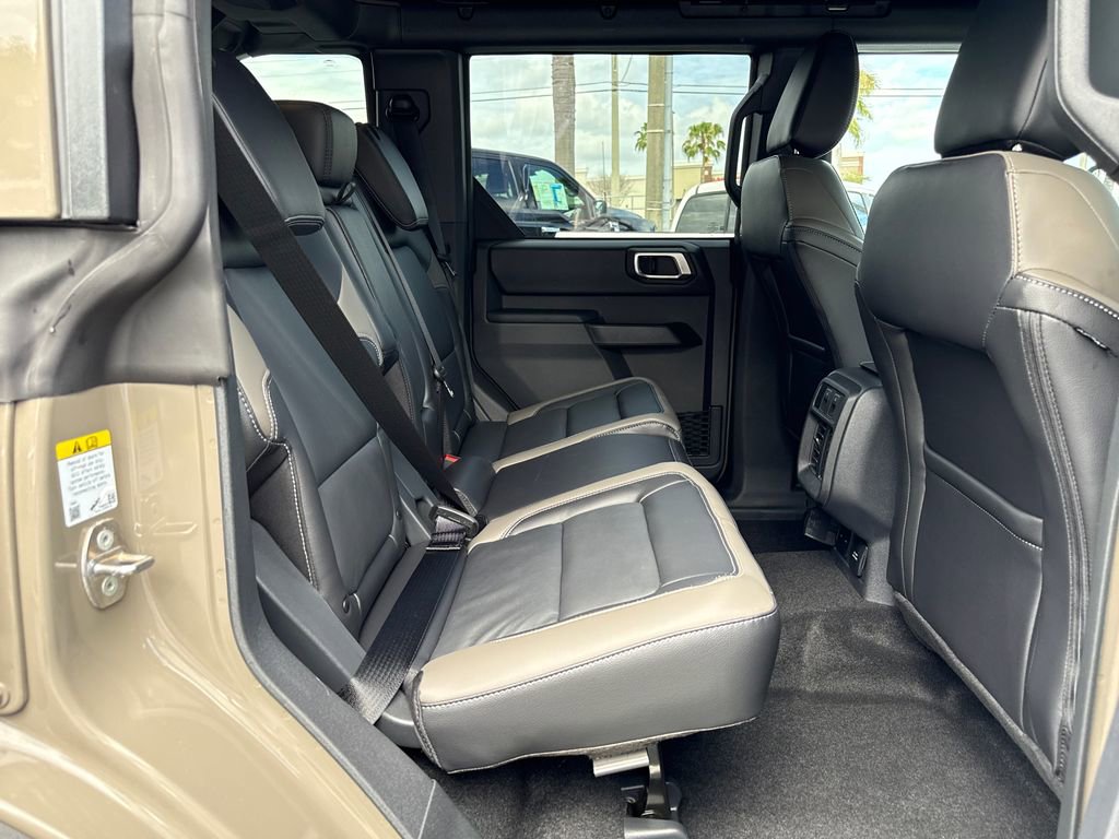 New 2026 Ford Bronco Outer Banks AWD/4WD image 23