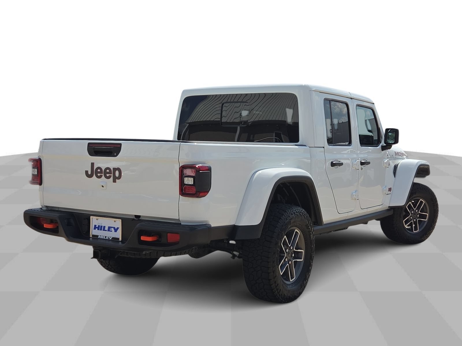 Used 2025 Jeep Gladiator Mojave w/ Convenience Group AWD/4WD image 8