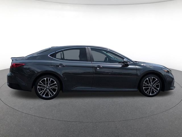 Used 2025 Toyota Camry XLE w/ Premium Plus Package FWD image 6