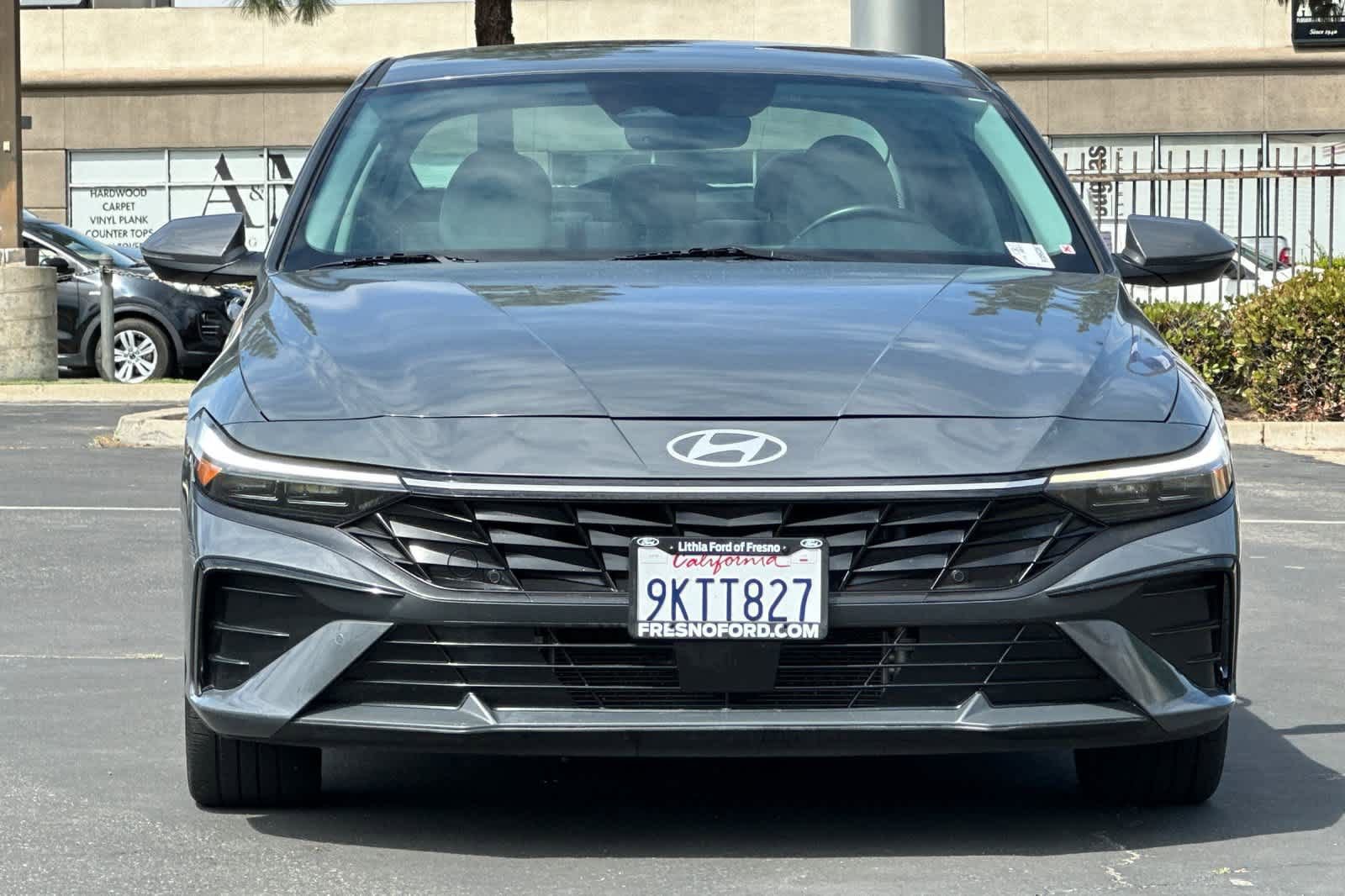 Used 2024 Hyundai Elantra Limited image 10