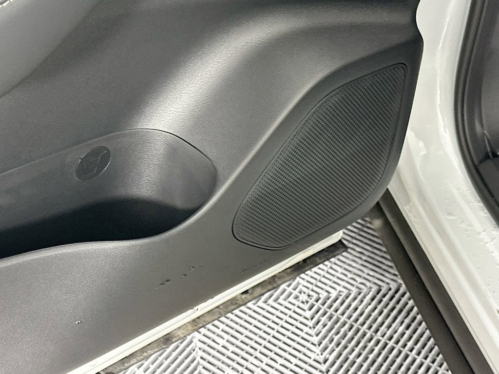 New 2026 Nissan Rogue SV image 25