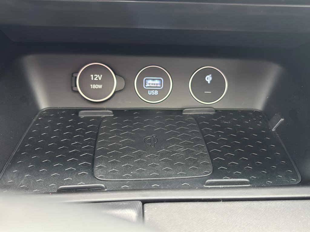 Certified 2025 Genesis G70 2.5T w/ Sport Prestige Package image 52