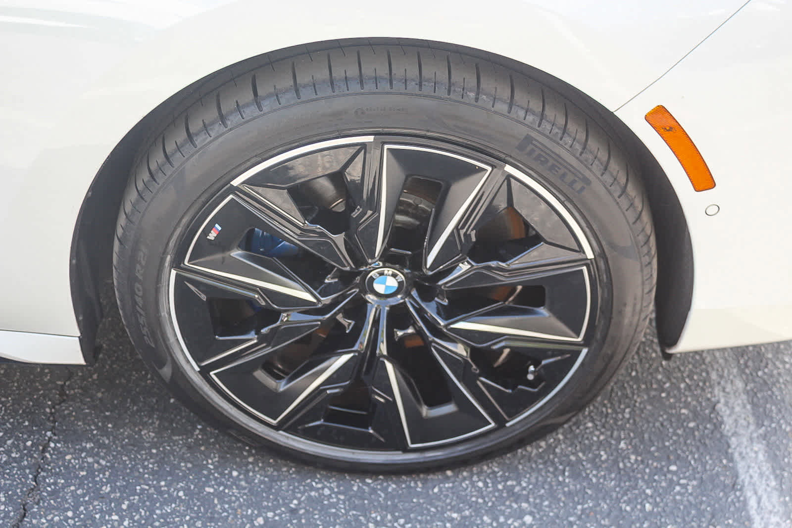 Certified 2023 BMW 740i image 9