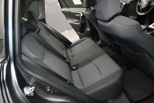 Used 2024 Toyota RAV4 XLE FWD image 16