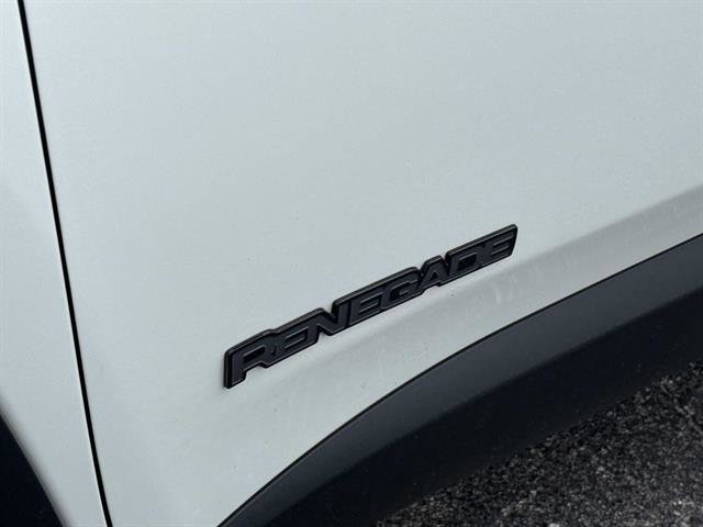 Used 2020 Jeep Renegade Altitude FWD image 9
