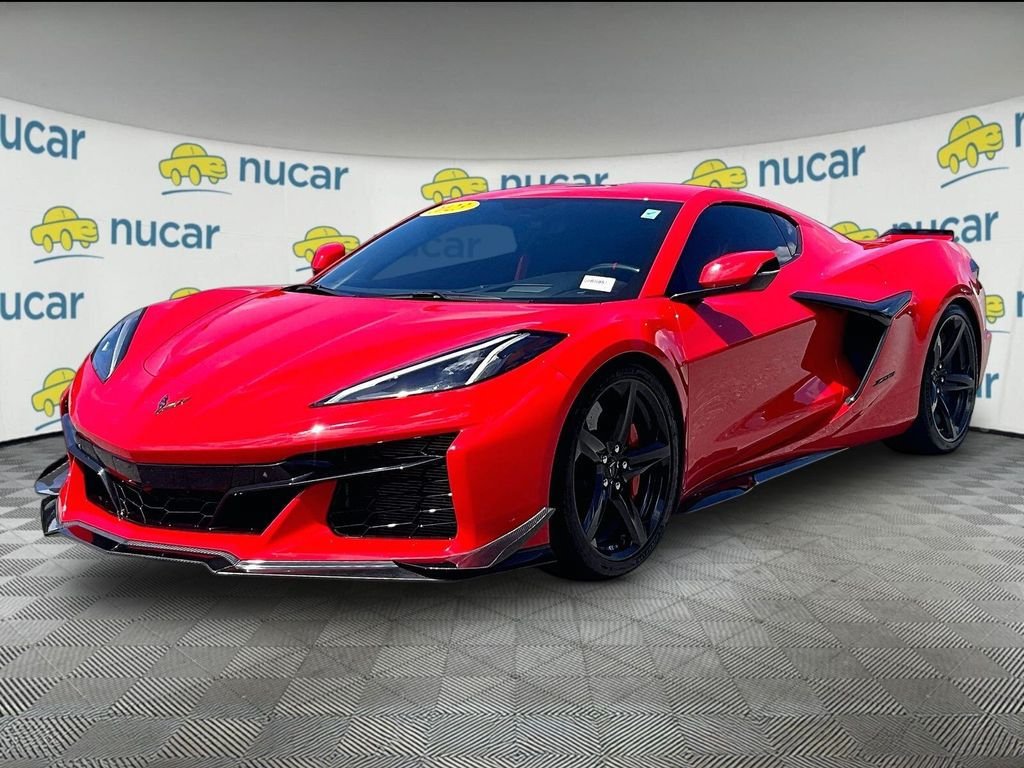 Used 2023 Chevrolet Corvette Z06 RWD image 3