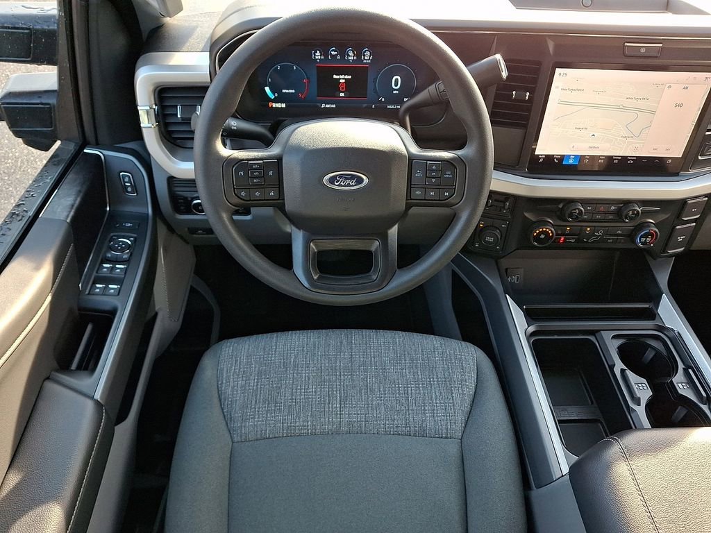Used 2025 Ford F250 XLT w/ Black Appearance Package image 11