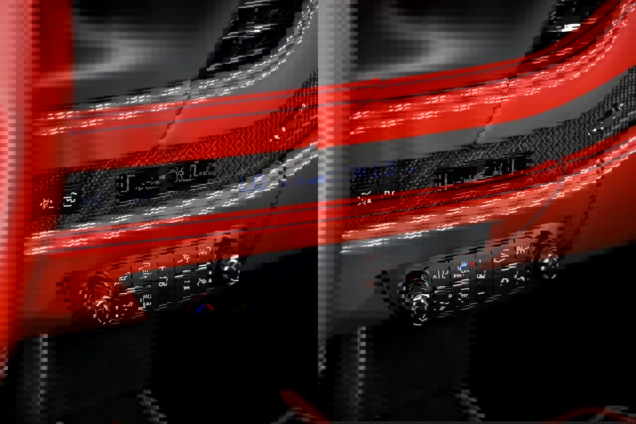 Used 2022 Ferrari F8 Tributo image 37