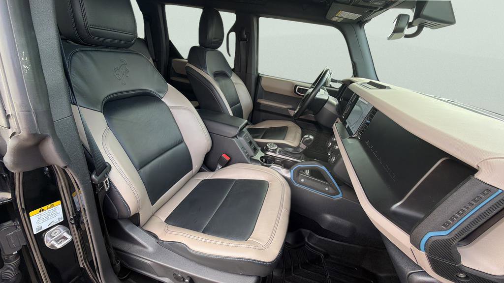 Used 2023 Ford Bronco Wildtrak image 25