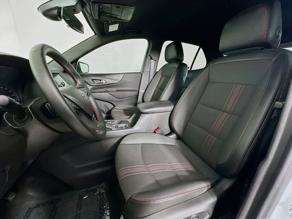 Used 2024 Chevrolet Equinox RS FWD image 12