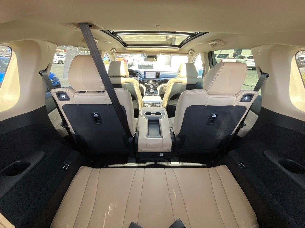 Certified 2026 Acura MDX SH-AWD image 27