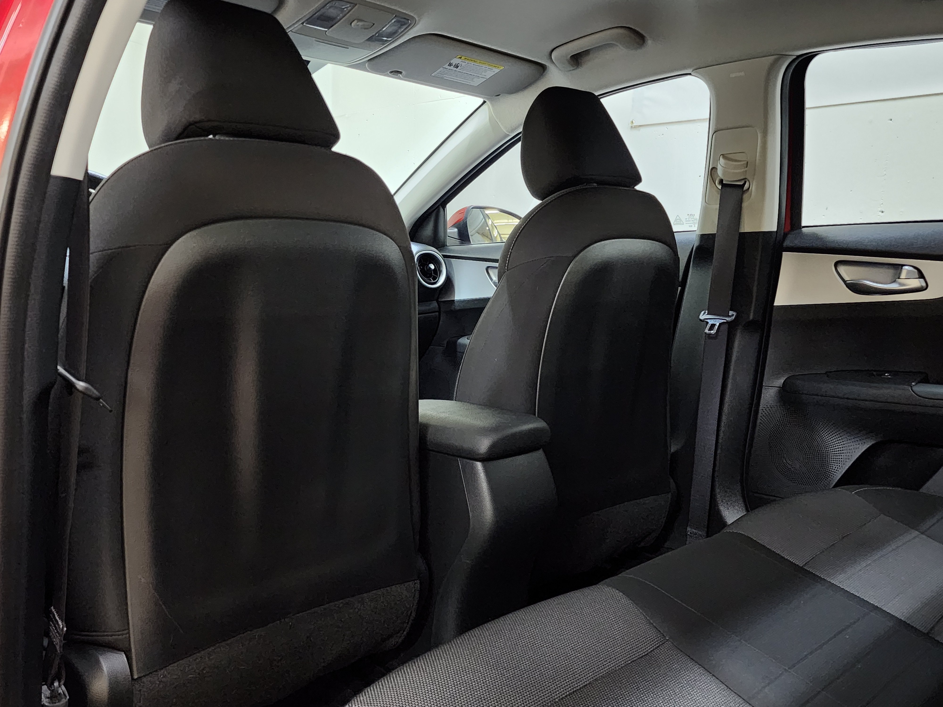 Used 2023 Kia Forte LXS w/ LXS Technology Package FWD image 17