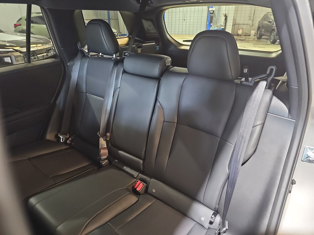 New 2026 Subaru Outback Limited AWD/4WD image 13