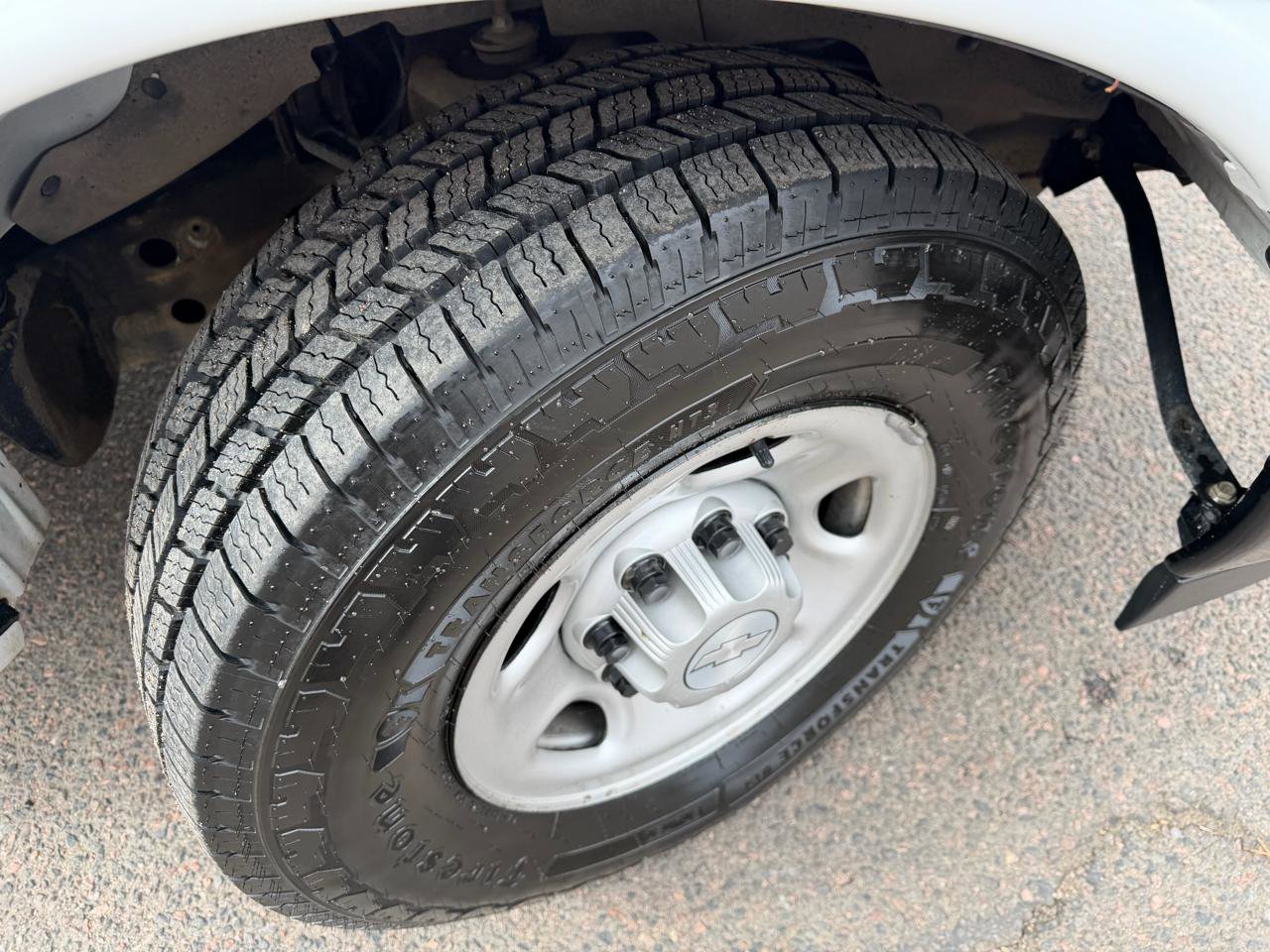 Used 2020 Chevrolet Express 2500 Extended w/ Communications Package image 30