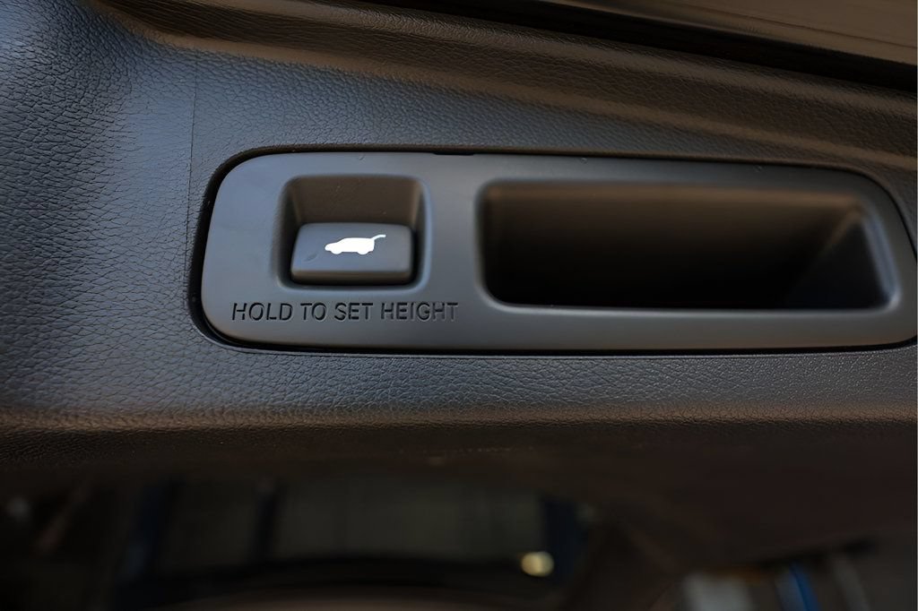 Used 2017 Honda CR-V EX-L image 19