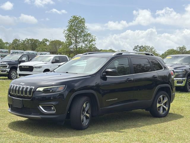 Used 2019 Jeep Cherokee Limited w/ Luxury Group FWD image 14